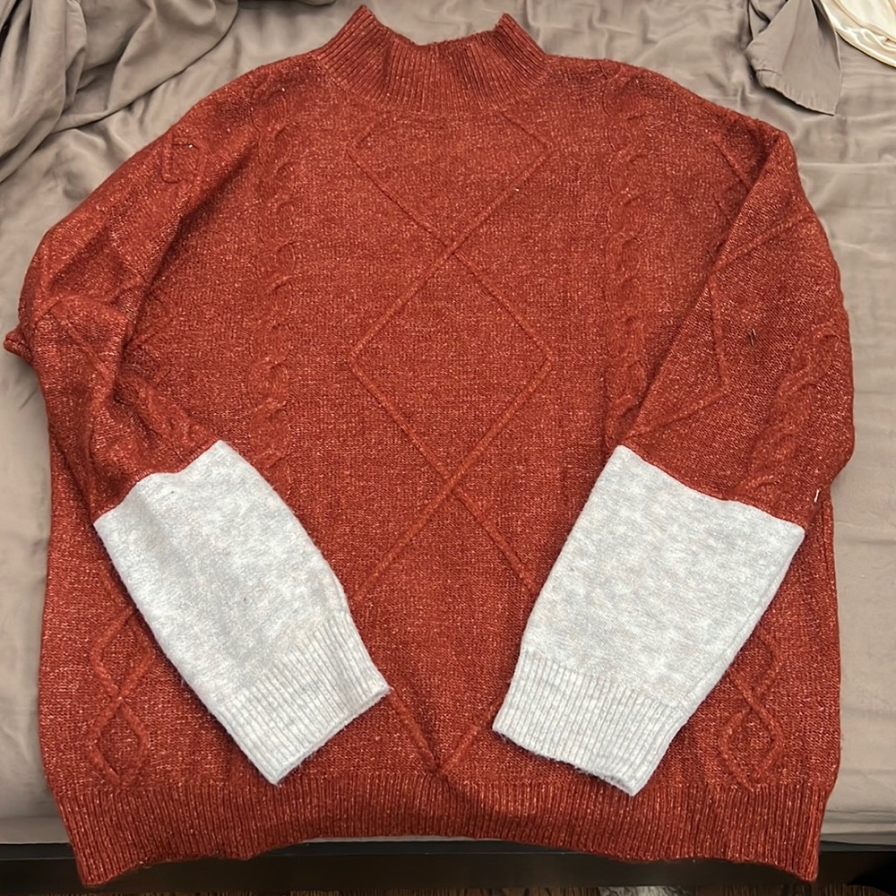 Never worn Como vintage sweater